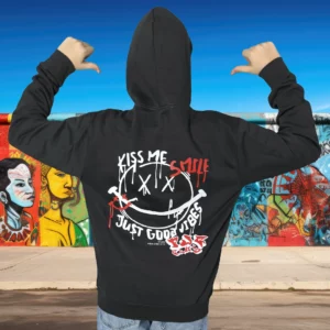 Kiss Me Smile Hoodie – Limitierte Premium Streetwear